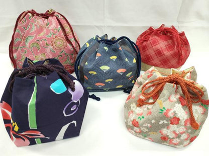 平和屋着物▼和装小物　和装バッグ　巾着まとめて５点　桜蝶文　花唐草　扇　縮緬　綿　金彩　袴　浴衣　逸品　CABJ1538ju