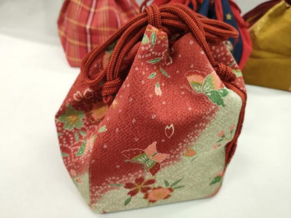 平和屋着物▼和装小物　和装バッグ　巾着まとめて５点　花蝶文　格子柄　縮緬　綿　金彩　袴　浴衣　未使用あり　逸品　CABJ1573ju