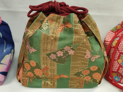 平和屋着物▼和装小物　和装バッグ　巾着まとめて５点　加賀友禅　梅菊　扇花蝶文　縮緬　綿　金彩　浴衣　袴　未使用あり　逸品CABJ1578ju