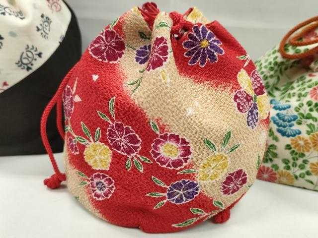 平和屋着物▼和装小物　和装バッグ　巾着まとめて５点　草花文　カニ　縮緬　金糸　浴衣　袴　逸品　CABJ1579ju