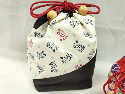 平和屋着物▼和装小物　和装バッグ　巾着まとめて５点　草花文　カニ　縮緬　金糸　浴衣　袴　逸品　CABJ1579ju