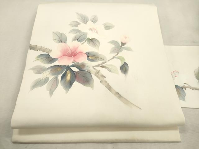 平和屋着物●塩瀬　九寸名古屋帯　手描き　枝花文　金彩　正絹　逸品　CABJ2038dy