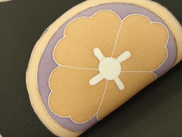 平和屋着物●塩瀬　九寸名古屋帯　刺繍　菱花丸文　黒地　金彩　正絹　逸品　CABJ2047dy