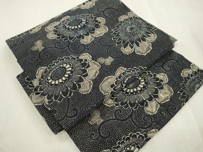 平和屋着物●つけ帯　紬地　藍　型染め　花唐草文　正絹　逸品　CABJ2095dy