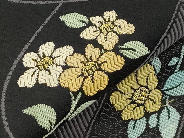 平和屋着物●九寸名古屋帯　草花文　黒地　金糸　正絹　逸品　CABJ2173dy