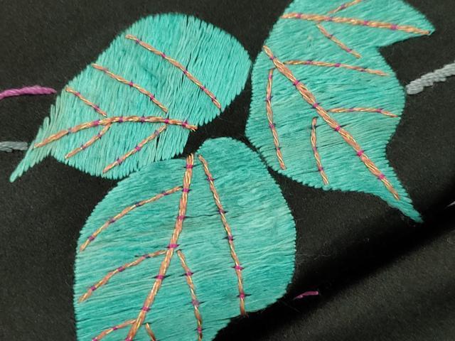 平和屋着物●アンティーク　大正ロマン　九寸名古屋帯　総手刺繍　尾長鳥花文　正絹　逸品　CABJ2228dy
