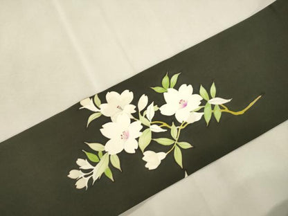 平和屋着物●塩瀬　九寸名古屋帯　手描き　陶器花文　黒地　正絹　逸品　CABJ2238dy