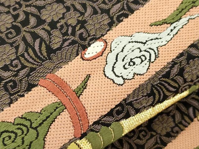 平和屋着物●六通柄袋帯　唐織　横笛　黒地　金糸　正絹　逸品　CABJ2303dy