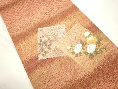 平和屋着物▽太鼓柄袋帯　スリーシーズン　春夏秋　櫛織　刺繍　色紙重ね草花文　金銀彩　正絹　逸品　CABJ2311dy