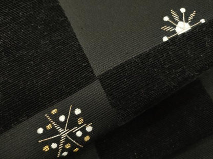 平和屋着物●つけ帯　刺繍　ビロード　幾何学文　黒地　金糸　正絹　逸品　CABJ2369dy