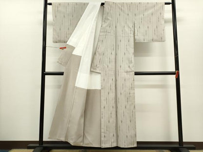 平和屋着物●上質な紬　矢羽根文　正絹　逸品　未使用　CABJ2429ze