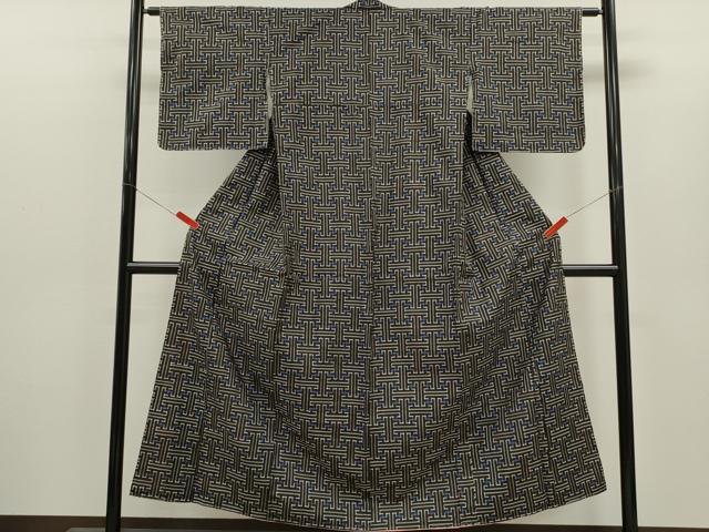 平和屋着物●本場大島紬　龍郷絣　秋名バラ　正絹　逸品　未使用　CABJ2439ze