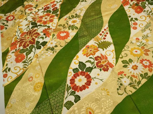 平和屋着物●豪華振袖　駒刺繍　更紗花唐草文　金彩　金通し地　正絹　逸品　CABJ2451ze
