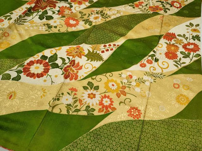 平和屋着物●豪華振袖　駒刺繍　更紗花唐草文　金彩　金通し地　正絹　逸品　CABJ2451ze