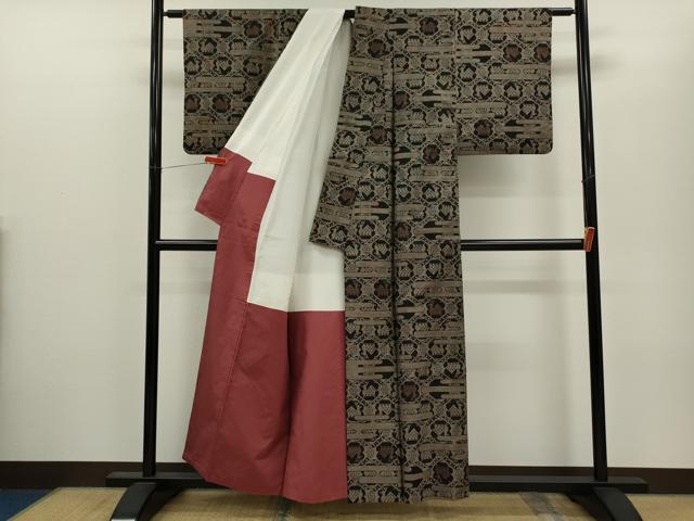 平和屋着物●本場大島紬　9マルキ　有栖川文様　正絹　逸品　CABJ2461ze