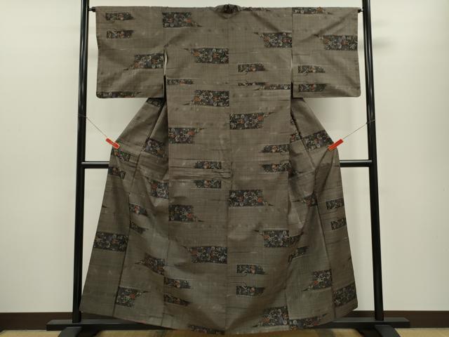 平和屋着物●本場大島紬　7マルキ　横段草花文　正絹　逸品　CABJ2489ze