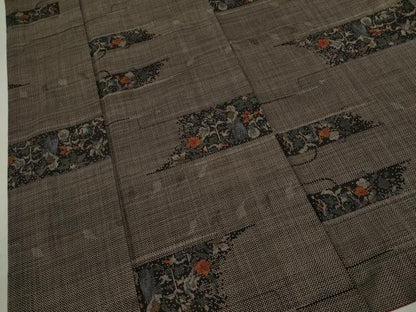 平和屋着物●本場大島紬　7マルキ　横段草花文　正絹　逸品　CABJ2489ze