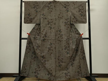 平和屋着物●本場大島紬　9マルキ　唐草文　正絹　逸品　未使用　CABJ2491ze