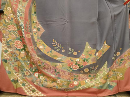 平和屋着物●豪華振袖　駒刺繍　松竹梅束ね熨斗舞蝶花文　金彩　正絹　逸品　CABJ2505ze