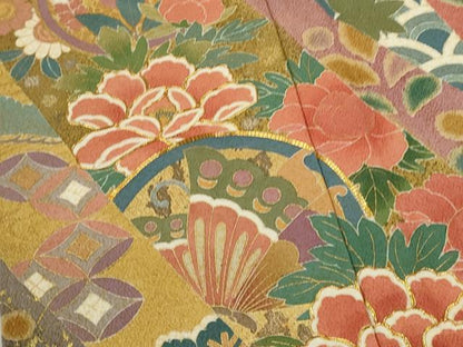 平和屋着物●豪華振袖　駒刺繍　松竹梅束ね熨斗舞蝶花文　金彩　正絹　逸品　CABJ2505ze