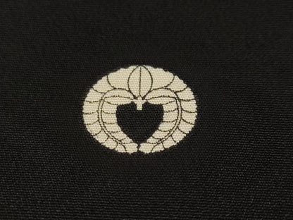 平和屋着物■豪華黒留袖　駒刺繍　流水松竹梅飛鶴文　金彩　正絹　逸品　CABJ2847ev