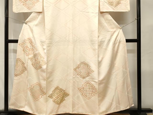 平和屋着物■訪問着　駒刺繍　松皮菱花文　金彩　正絹　逸品　CABJ2850ev