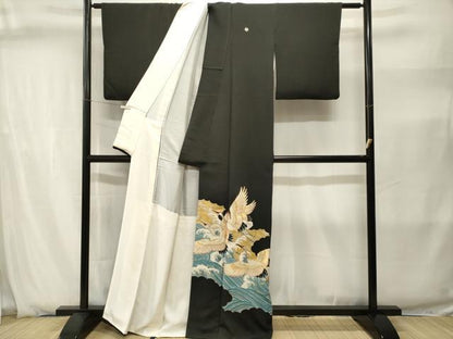 平和屋着物■豪華黒留袖　駒刺繍　立波飛鶴文　金銀彩　正絹　逸品　CABJ2855ev