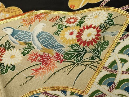 平和屋着物■豪華黒留袖　駒刺繍　地紙孔雀鴛鴦休み鳥花文　金彩　正絹　逸品　CABJ2859ev