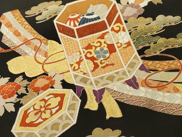 平和屋着物■豪華黒留袖　駒刺繍　束ね熨斗宝尽し文　貝桶花文　金彩　正絹　逸品　CABJ2877ev