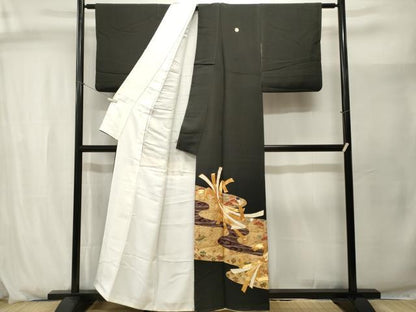平和屋着物■豪華黒留袖　作家物　駒刺繍　束ね熨斗宝尽し文　松竹梅　金彩　正絹　逸品　CABJ2918ev
