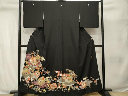 平和屋着物■豪華黒留袖　作家物　駒刺繍　雪輪立波枝花文　金彩　正絹　逸品　CABJ3077ev