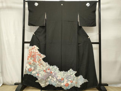 平和屋着物■豪華黒留袖　尾長鳥流水枝花文　暈し染め　正絹　逸品　CABJ3197ev