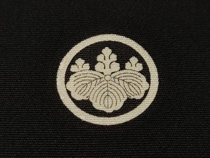 平和屋着物■豪華黒留袖　駒刺繍　松竹梅飛鶴文　金銀彩　正絹　逸品　CABJ3245ev