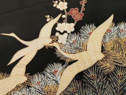 平和屋着物■豪華黒留袖　駒刺繍　松竹梅飛鶴文　金銀彩　正絹　逸品　CABJ3245ev