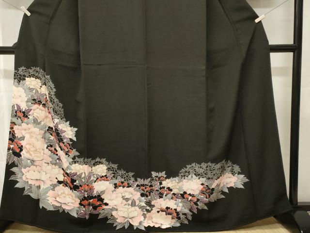 平和屋着物■豪華黒留袖　刺繍　草花文　暈し染め　金彩　正絹　逸品　CABJ3405ev