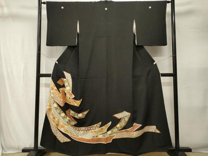 平和屋着物■豪華黒留袖　駒刺繍　熨斗吉祥花唐草文　金彩　正絹　逸品　CABJ3409ev