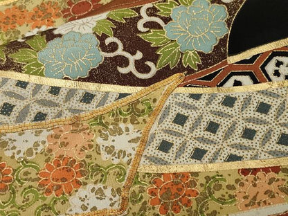 平和屋着物■豪華黒留袖　駒刺繍　熨斗吉祥花唐草文　金彩　正絹　逸品　CABJ3409ev