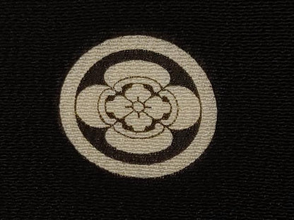 平和屋着物■豪華黒留袖　駒刺繍　萬寿染　立波御所解文　暈し染め　金彩　正絹　逸品　CABJ3485ev