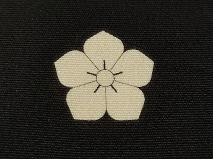 平和屋着物■豪華黒留袖　作家物　流水草花文　百人一首　金彩　正絹　逸品　CABJ3490ev