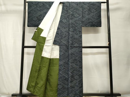 平和屋着物■結城紬　80亀甲　紗綾形地紋　正絹　逸品　CABJ3505ev
