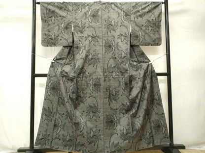 平和屋着物■本場大島紬　7マルキ　花唐草文　正絹　逸品　CABJ3573ev