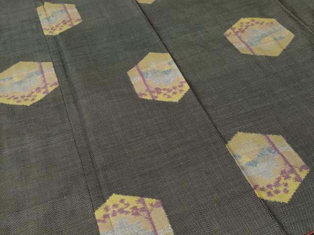 平和屋着物■本場大島紬　7マルキ　亀甲風景文　正絹　逸品　CABJ3578ev