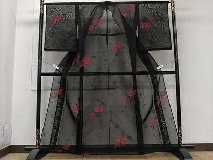 平和屋着物＊夏物　小紋　紗　枝楓文　黒地　正絹　逸品　CABJ4027xi