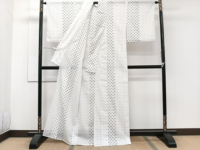 平和屋着物＊夏物　小紋　絽　間道舞蝶文　洗える着物　CABJ4161xi