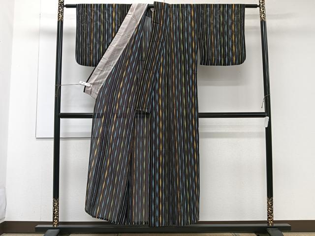 平和屋着物＊夏物　小紋　絽　縞　黒地　洗える着物　CABJ4356xi