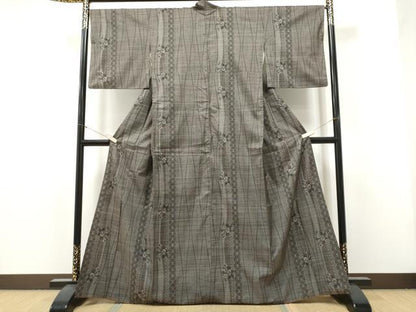 平和屋着物●本場大島紬　7マルキ　草花間道　正絹　逸品　CABJ5071hy