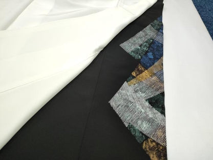 平和屋着物●豪華黒留袖　作家物　駒刺繍　霞文　金銀彩　正絹　逸品　CABJ5094hy