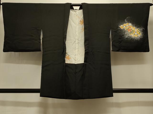平和屋着物＃羽織　刺繍　亀甲草花丸文　黒地　正絹　逸品　CABJ5202in