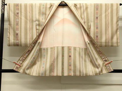 平和屋着物＃羽織　吉祥間道　お召縮緬　正絹　逸品　CABJ5281in