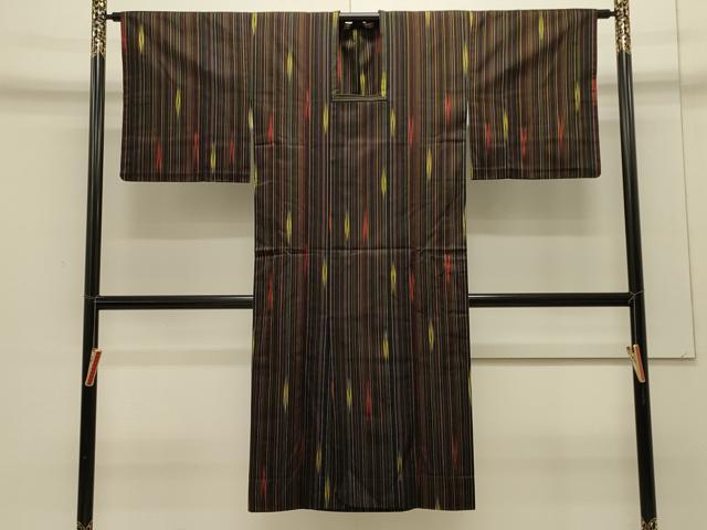 平和屋着物＃道行コート　雨コート　単衣　縞　黒地　ロング丈　洗える着物　CABJ5302in